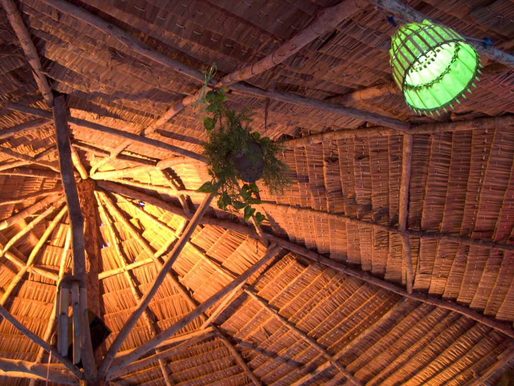 best-tiki-hut-lighting-ideas-lucas-general-contractors